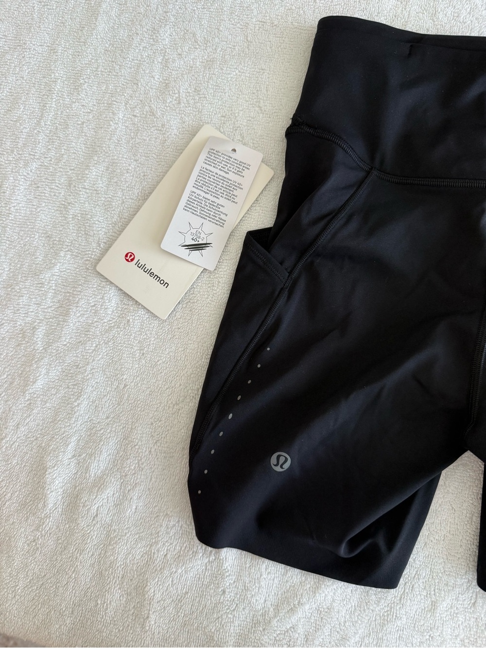 Lululemon Fast and Free short 6” pockets biker shorts - Picture 2 of 5